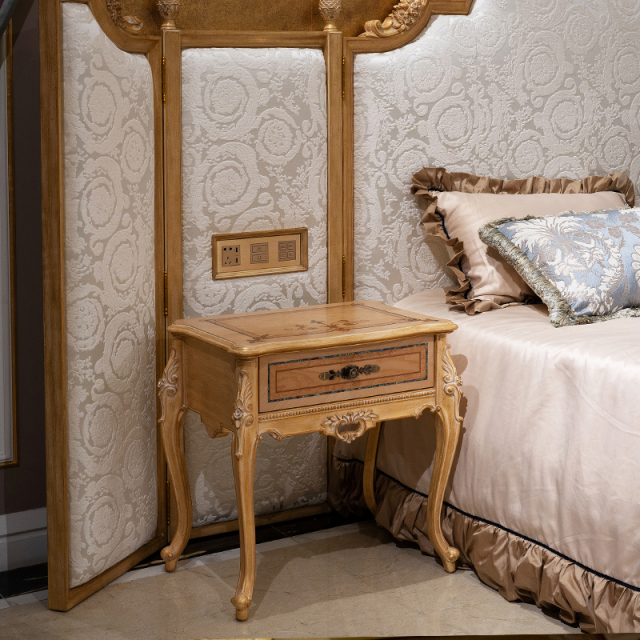 ,MY SHOP,Antique Classic Design Carved Wooden Nightstand Bedside Table - Ekar Furniture,foshan furniture factory,custom Furniture factory,china furniture factory