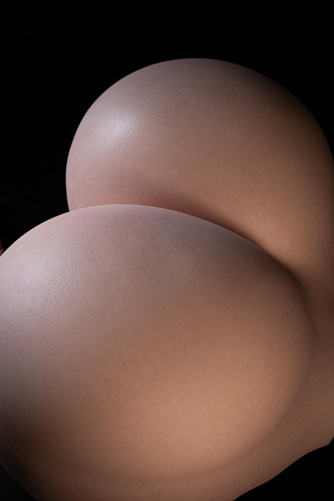 84.92LB Bubble Butt Big Booty Silicone Sex Doll LoveNestle Series Torso Mia  LN-T-031 EVUSFD00020 [US&CA Stock]
