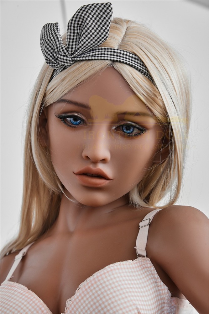 Irontech Doll Victoria 150cm / 4ft11 TPE Custom Sex Doll