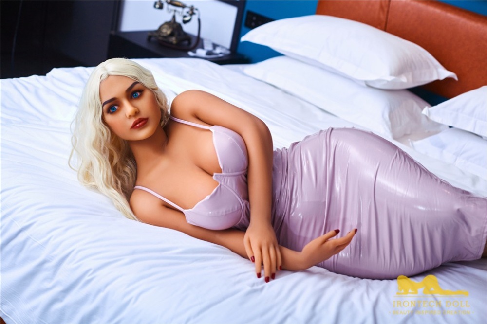 Irontech Doll Julia 156cm / 5ft1 TPE Custom Sex Doll