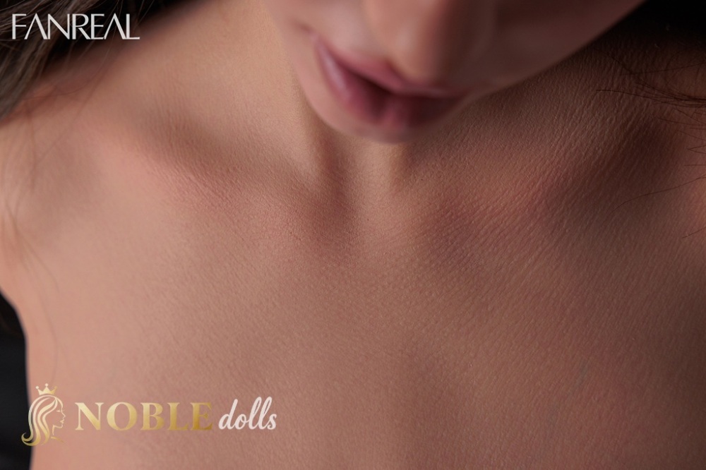 Fanreal Doll Lila 111cm/3ft8 Silicone Custom Sex Doll Torso- F-Cup, ROS Head
