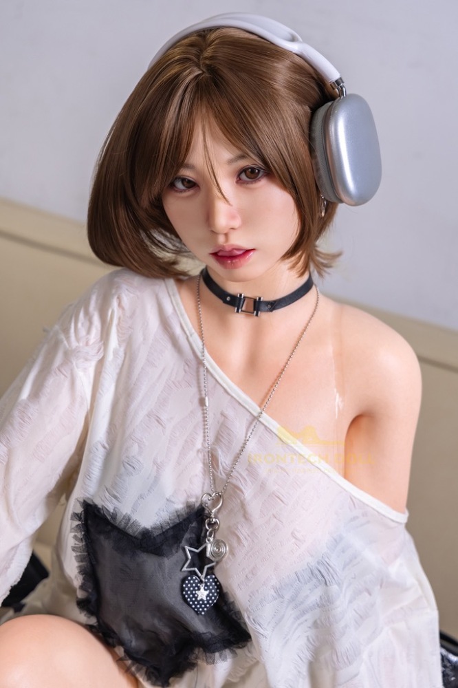Irontech 165Tcm / 5ft5 Custom Silicone Sex Doll Suki, Head S20