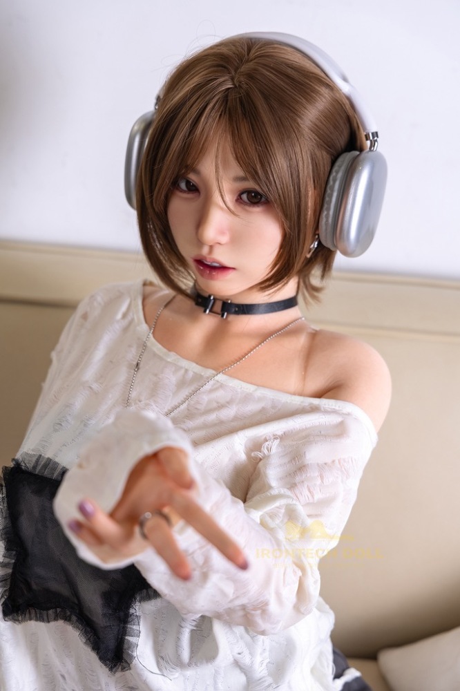 Irontech 165Tcm / 5ft5 Custom Silicone Sex Doll Suki, Head S20