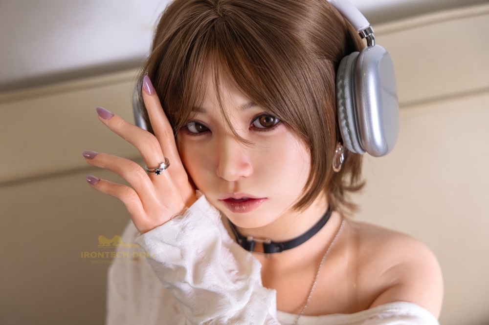 Irontech 165Tcm / 5ft5 Custom Silicone Sex Doll Suki, Head S20