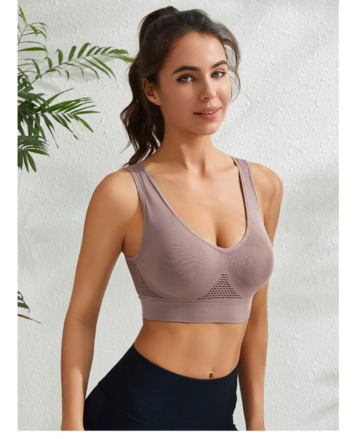 Breathable Sports Bra with Cut-out design Plus Size Active Bra