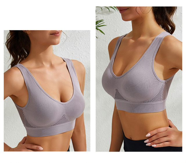 Breathable Sports Bra with Cut-out design Plus Size Active Bra