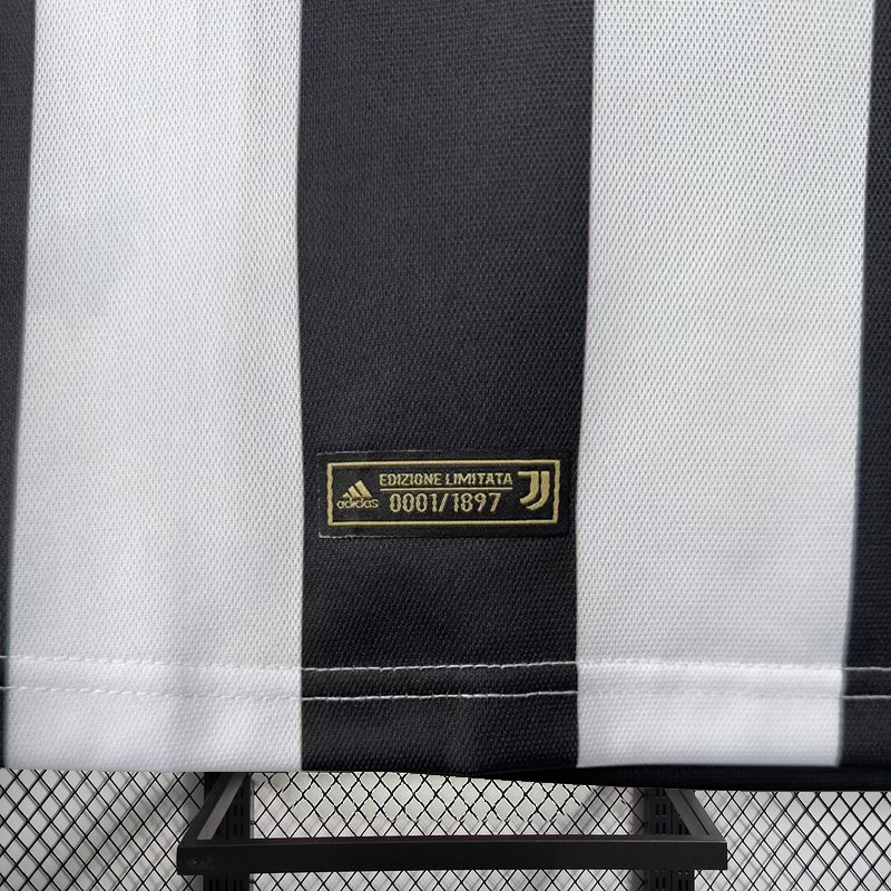 retro 2017 Juventus 120th Anniversary football jersey
