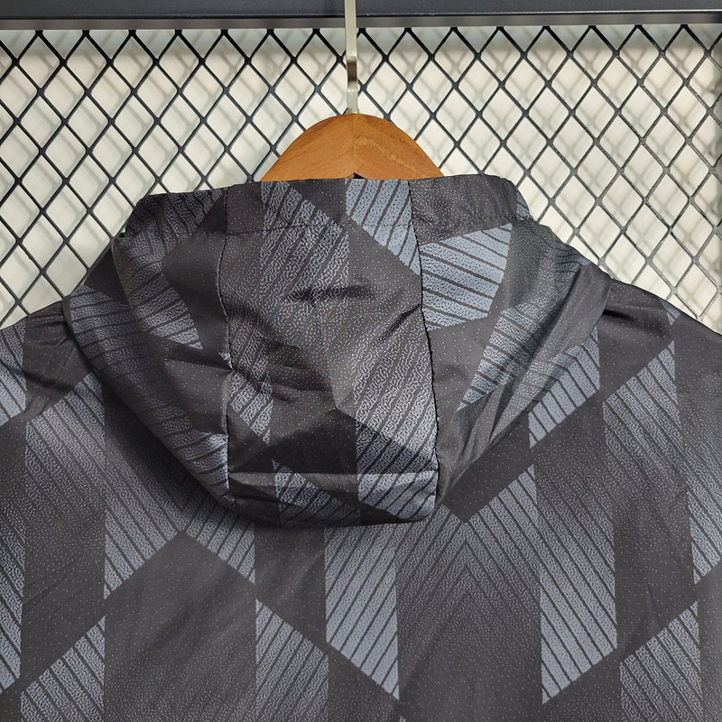 Windbreaker Manchester United black