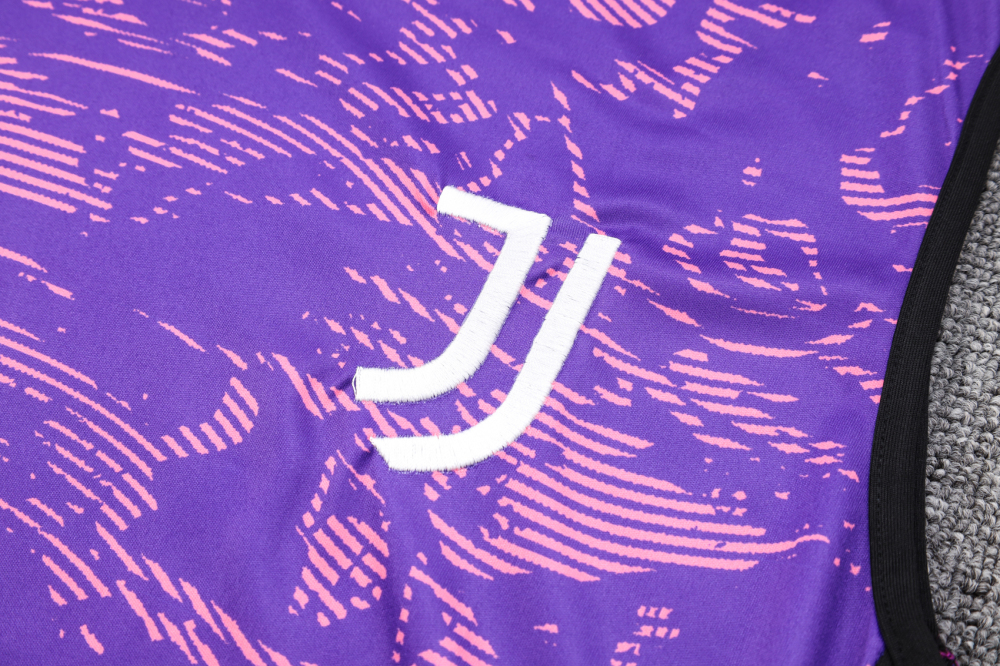23-24 season Juventus purple training vest set