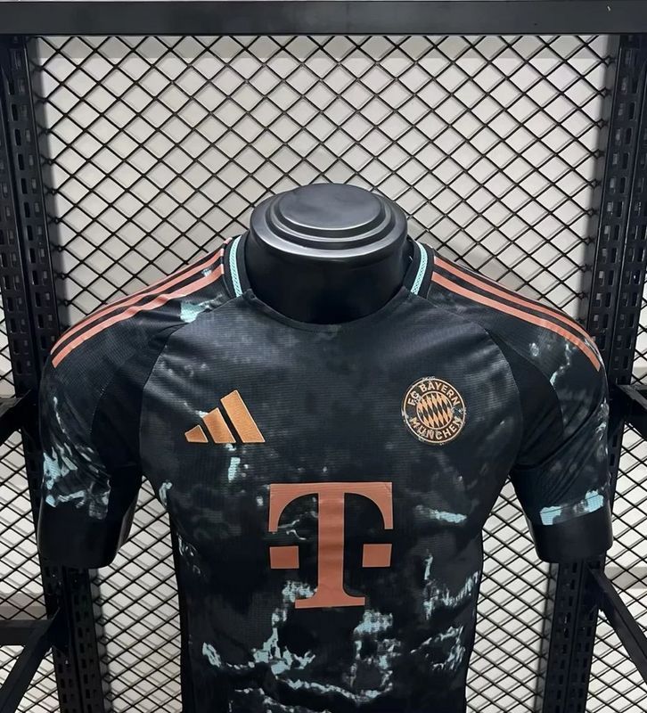 Player 2024-25 Bayern Munchen AWAY Football jersey