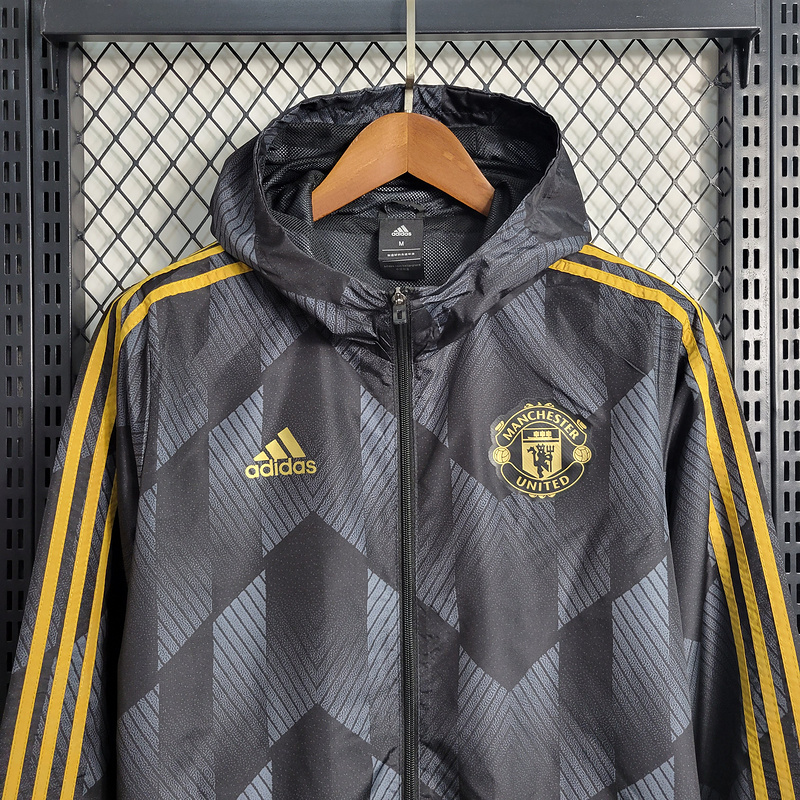 Windbreaker Manchester United black