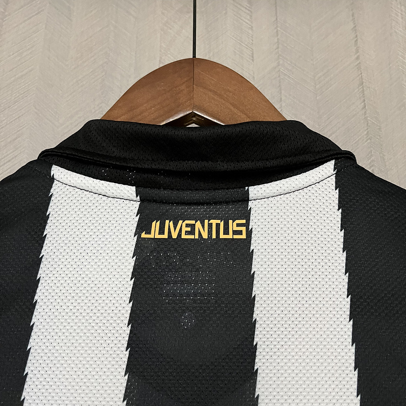 Retro 2010-11 Juventus home PIRLO DEL PIERO PEPE IAQUINTA Football jersey retro