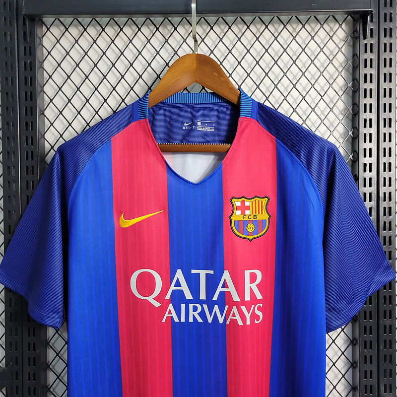 Retro 2016-2017 Barcelona Home MESSI PIQUE XAVI A.INISTA SUAREZ NEYMAR JR Football jersey retro 17