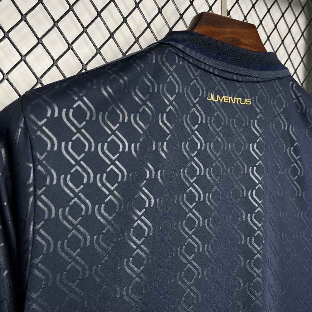 2024-25 Juventus Home VLAHOVIC Football jersey