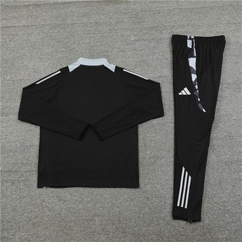 2024-25 Manchester United Black Long Sleeve Training Suit