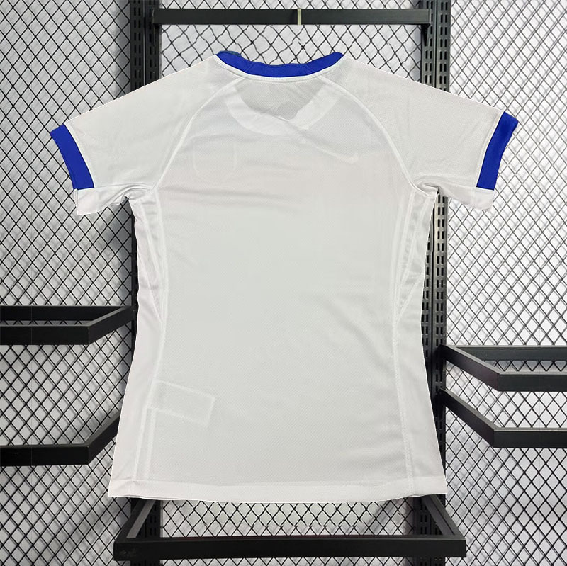Women's 2025-26 England Home Football jersey