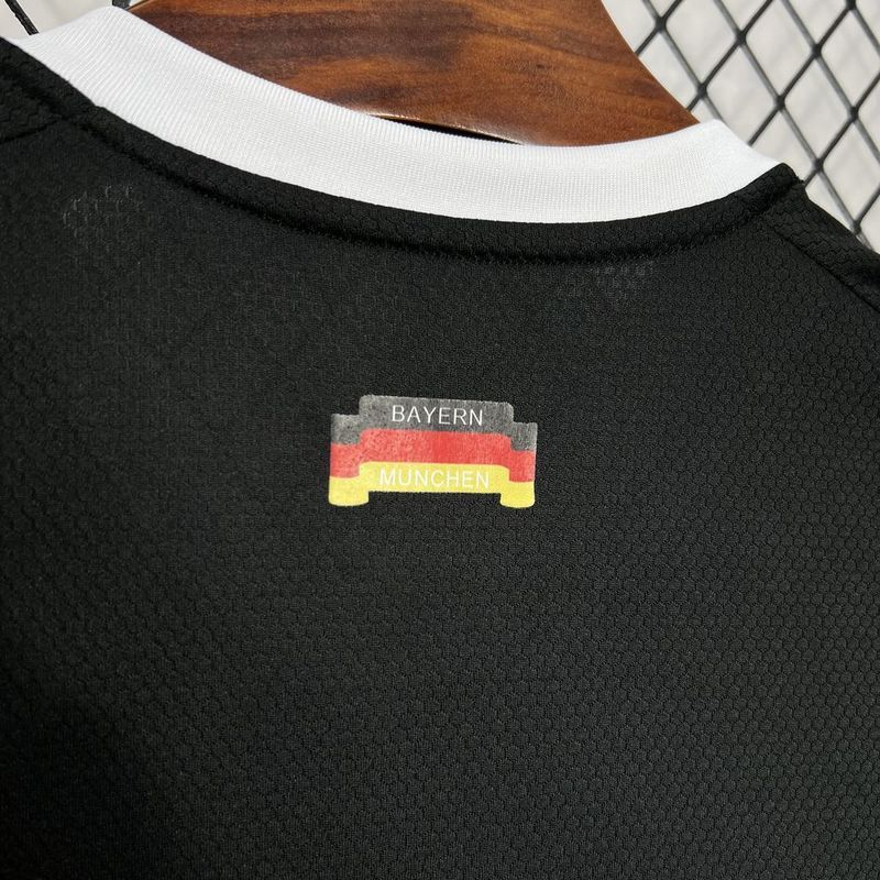 2024-25 Bayern Munchen Training Football jersey