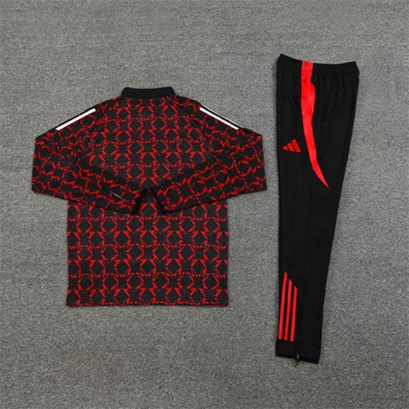2024-25 Manchester United Red and Black Long Sleeve Training Suit