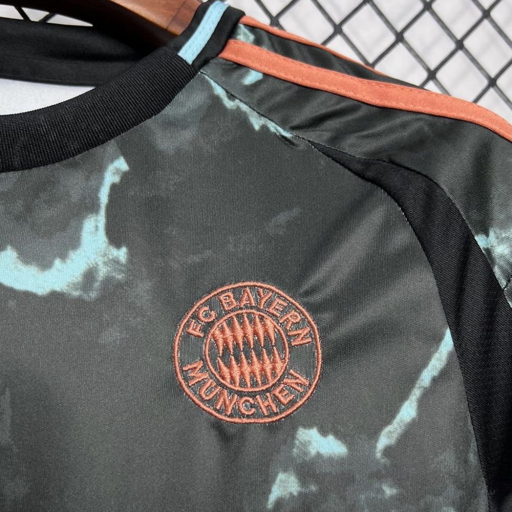2024-25 Bayern Munchen Away Kids Kit Football jersey