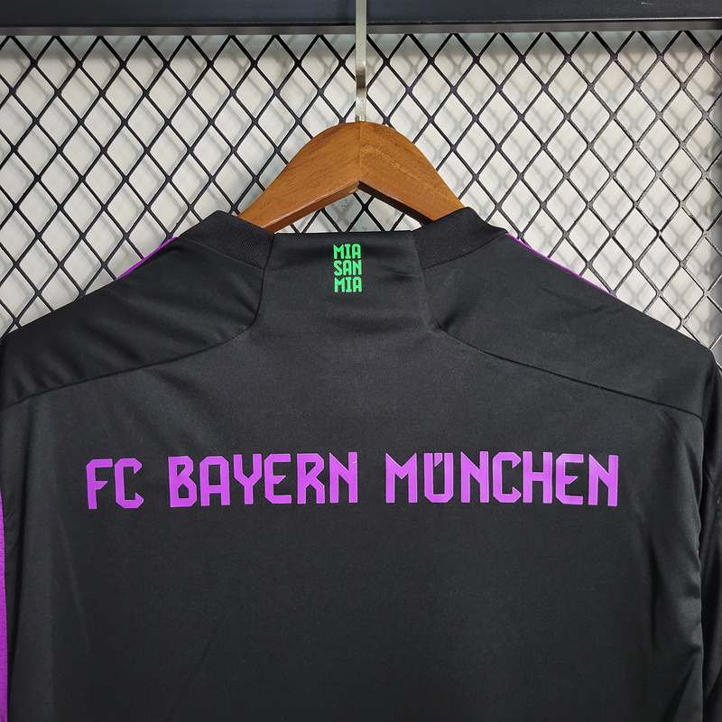 2023-24 Bayern Munchen away Football jersey