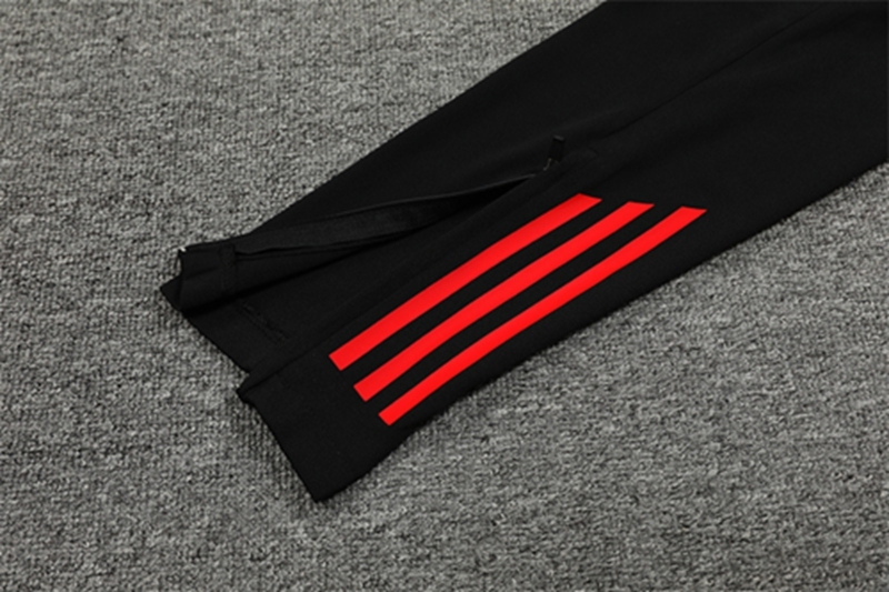 2024-25 Manchester United Red and Black Long Sleeve Training Suit