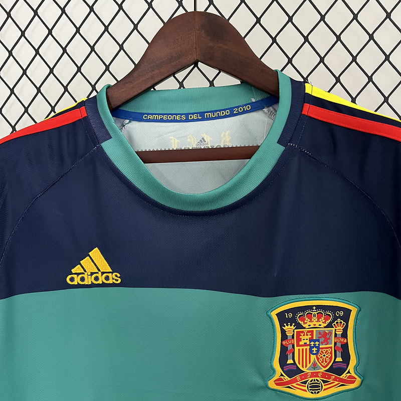 Retro 2010 Spain Goalkeeper Football jersey retro
