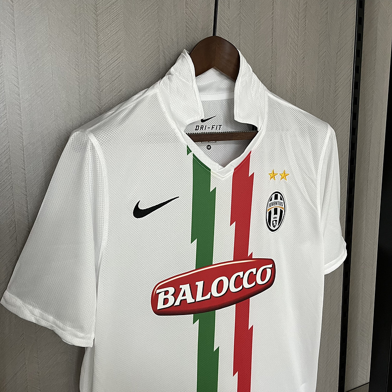 Retro 2010-11 Juventus Away Football jersey retro