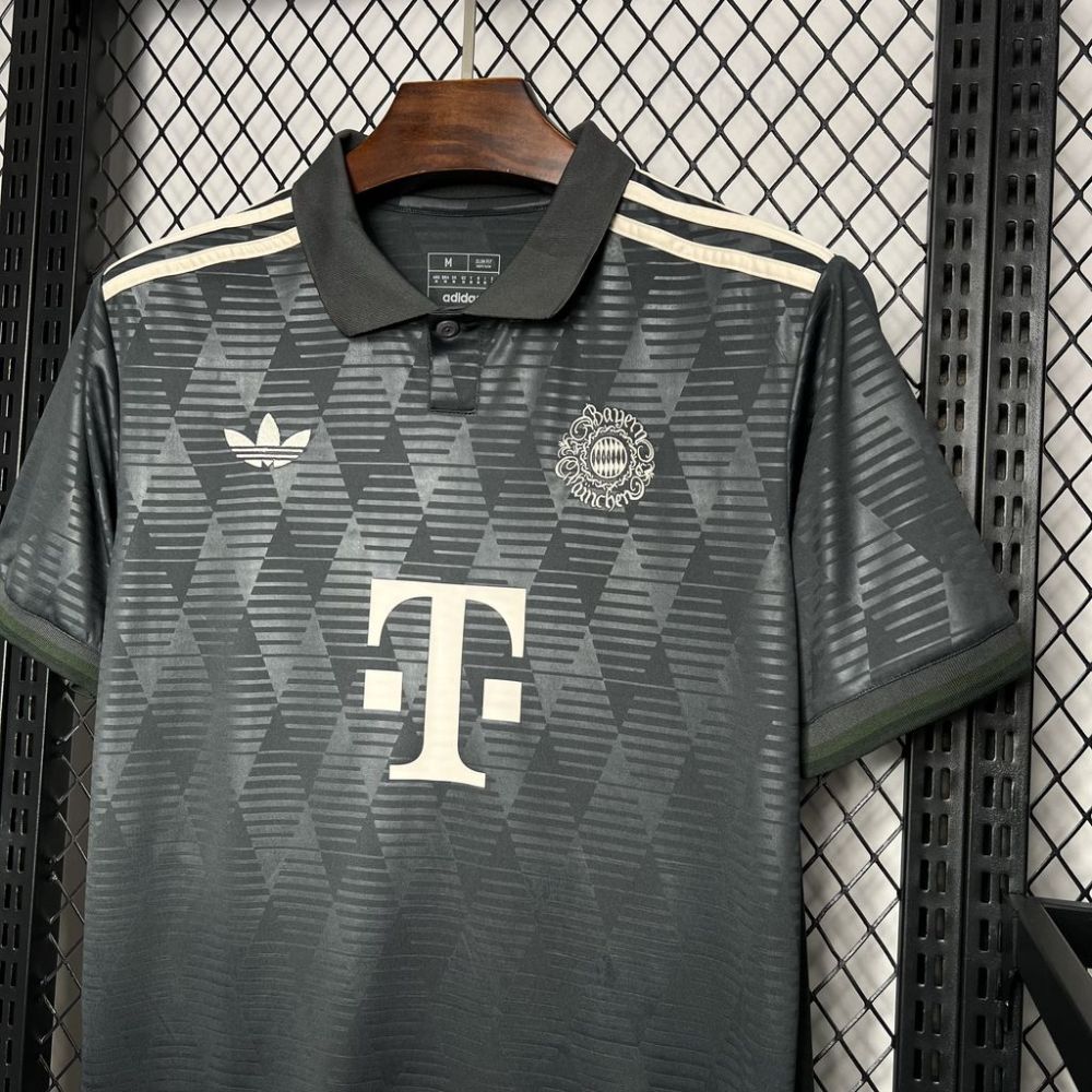 2024-25 Bayern Munchen Oktoberfest football jersey