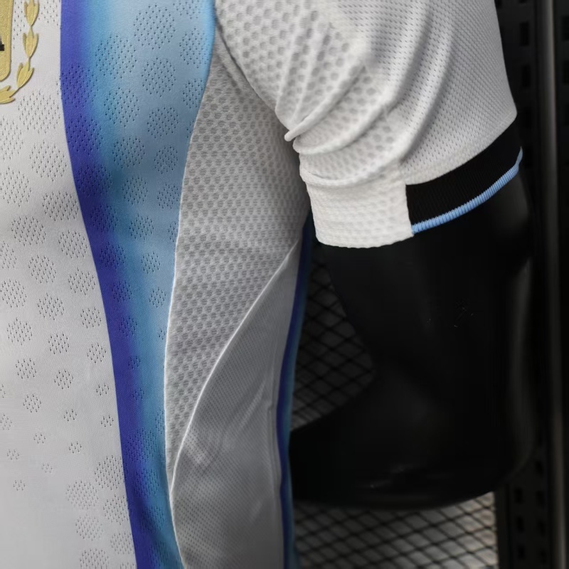 Player 2025-26 Argentina Home Football jersey
