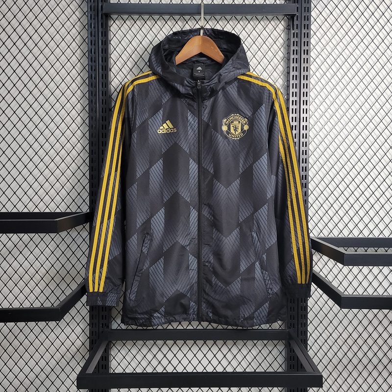 Windbreaker Manchester United black