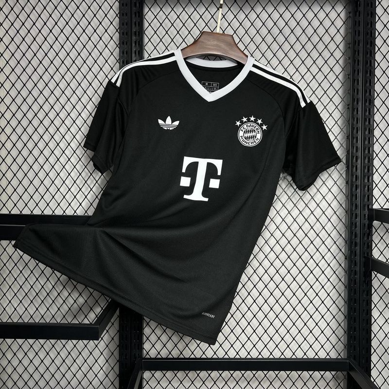 2024-25 Bayern Munchen Training Football jersey