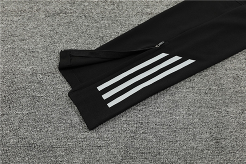 2024-25 Manchester United Black Long Sleeve Training Suit