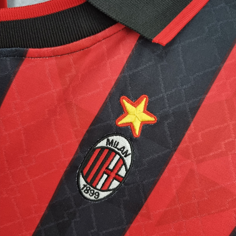 Retro 1995-96 AC Milan home  BAGGIO BARESI VIEIRA  ALBERTINI Football jersey