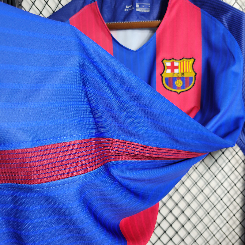 Retro 2016-2017 Barcelona Home MESSI PIQUE XAVI A.INISTA SUAREZ NEYMAR JR Football jersey retro 17