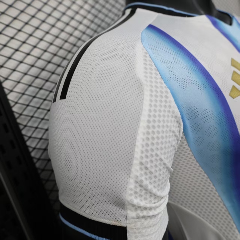 Player 2025-26 Argentina Home Football jersey