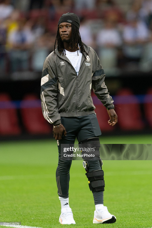2024 Real Madrid Trefoil Windbreaker Spring and Autumn Set Retro