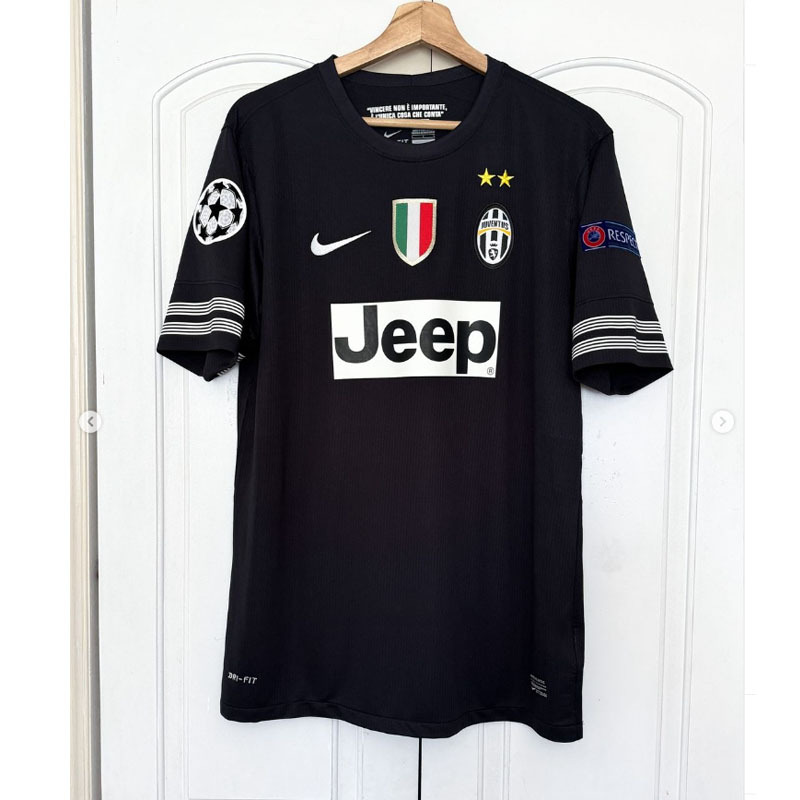 Retro 2012-13 Juventus away football jersey Retro