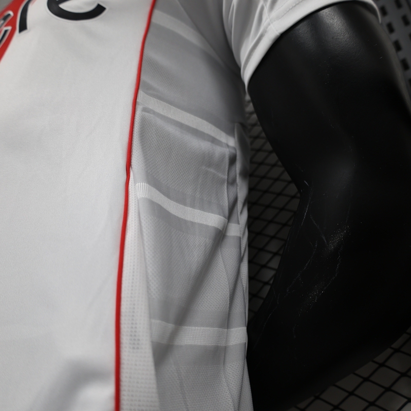 Player 2024-25  River Plate Home football jersey