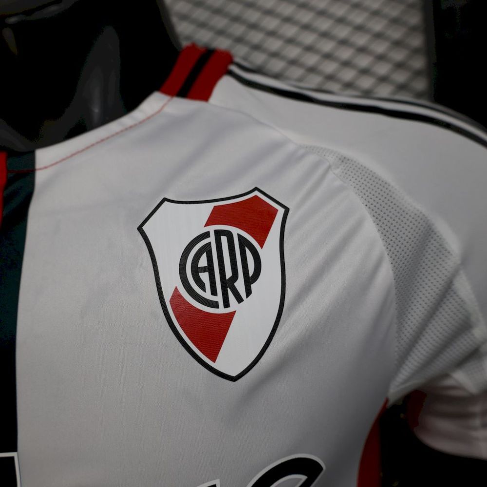 Player 2025-26  River Plate Third Away Football jersey