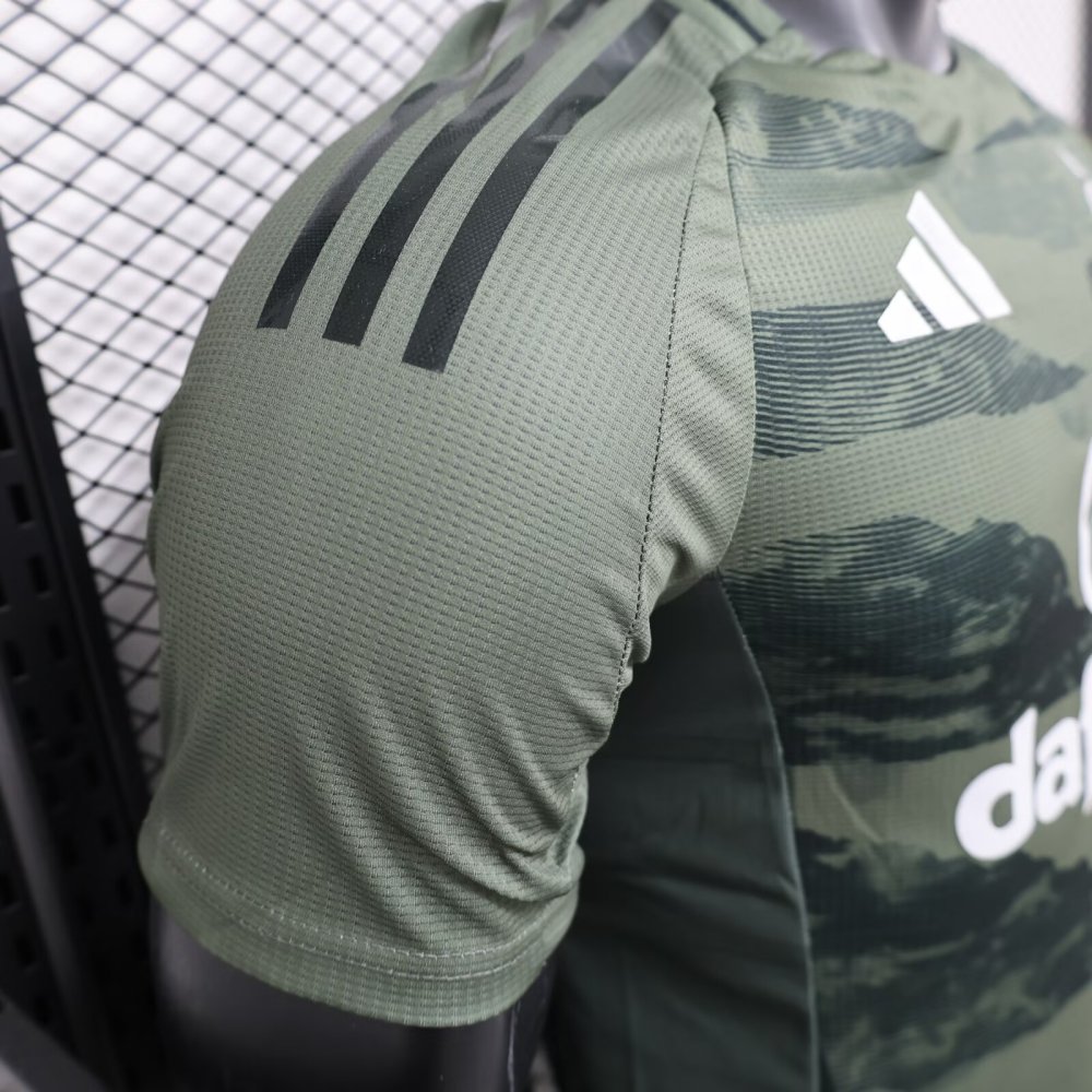 Player 2024-25 Celtic FC Away Football jersey