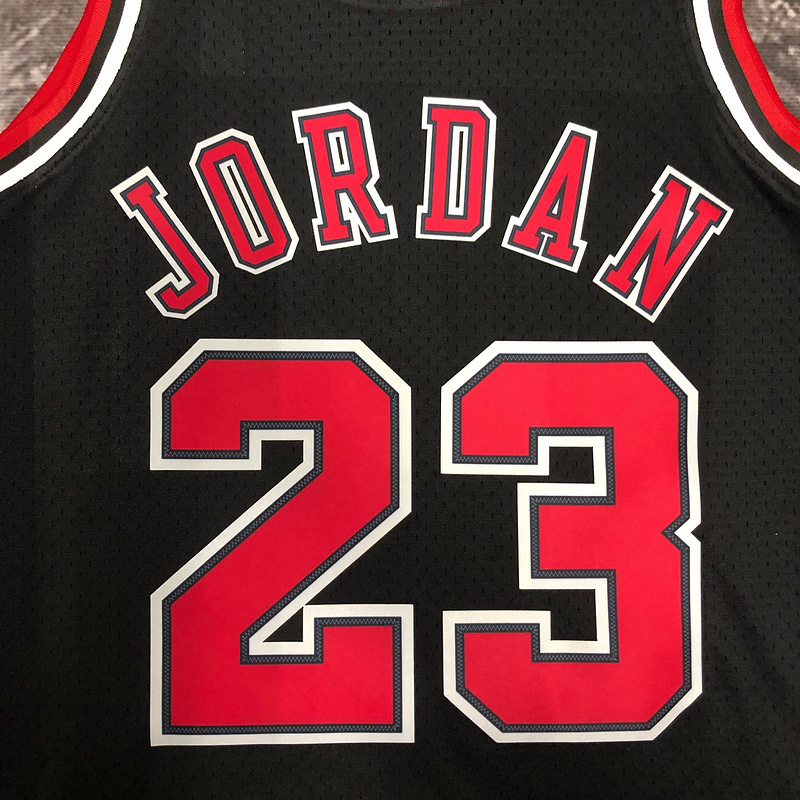 1997-98 NBA Chicago Bulls 23 JORDAN Black Basketball Jersey