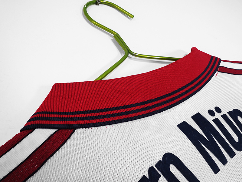 Retro 1998-00 Bayern Munchen away Football jersey