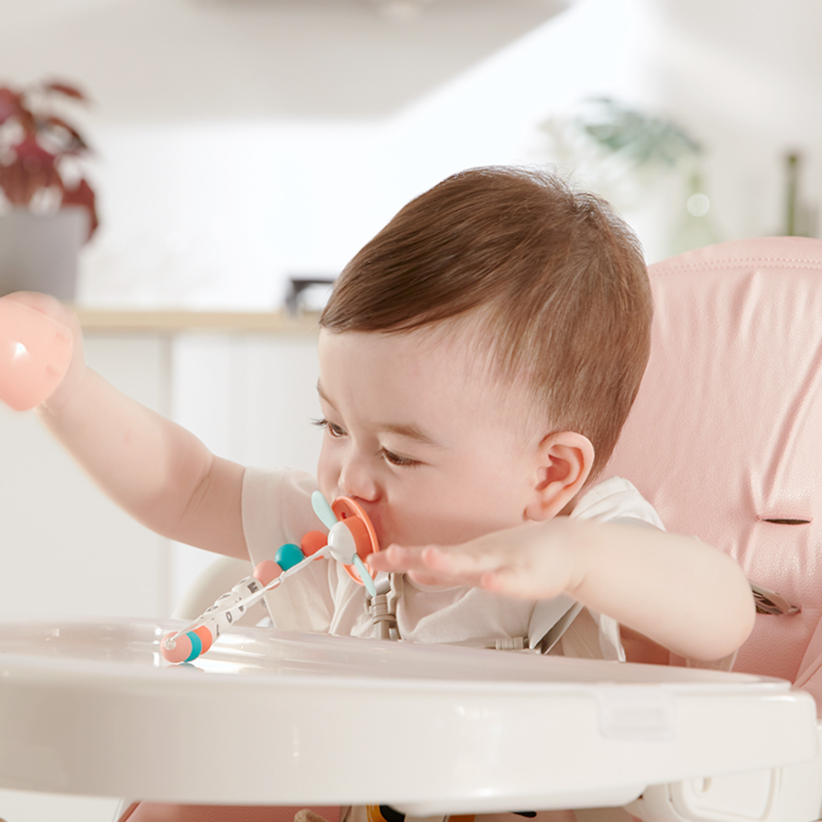 Gromast Infant Baby Pacifier GT031 Wholesale Supplier | Bulk Orthodontic Soother Stock
