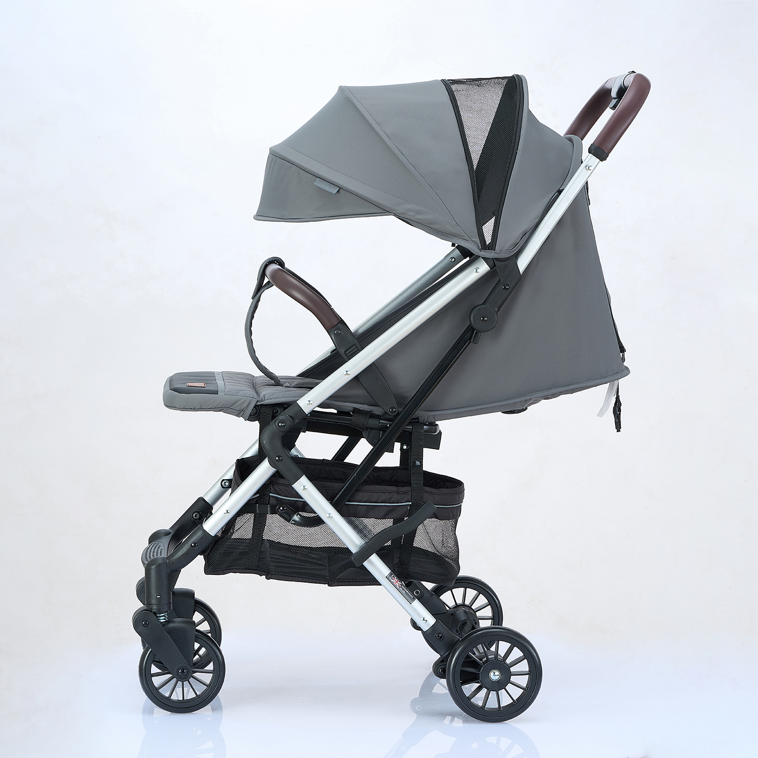 One-hand Folding ODM Compact Baby Stroller Travel System
