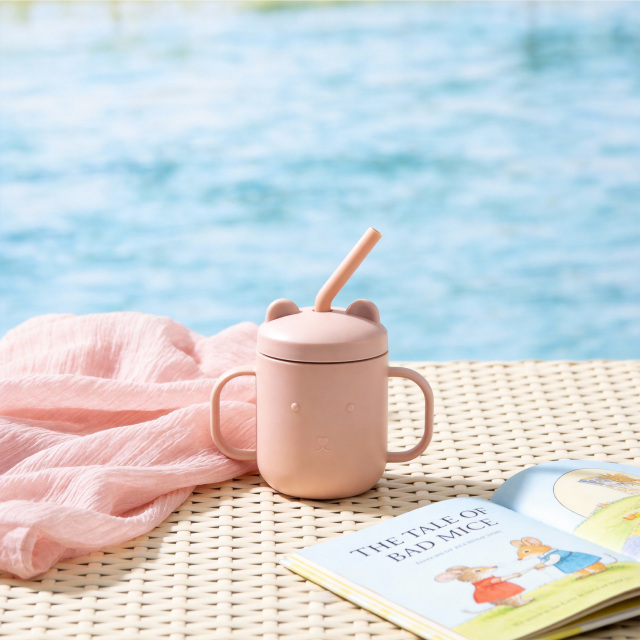 Specially designed for babies! Food grade PLA straw cup, leak proof and anti choking, easy to cultivate the habit of drinking water independently,Ningbo YoungHome Houseware Co., Ltd.,Specially designed for babies! Cultivate independent drinking habits