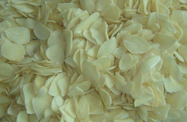 Dehydrated Garlic Flakes