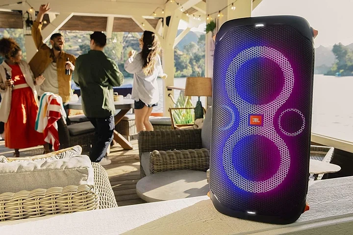 PartyBox 110 - Altavoz portátil con Luces incorporadas, Sonido Potente y Graves Profundos