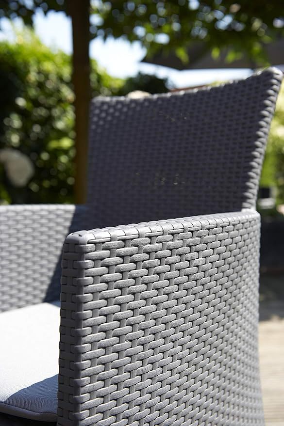 Set de Balcon Iowa, 3 Piezas, Simil Rattan Fabricado en Resina de Alta Calidad, Color Grafito