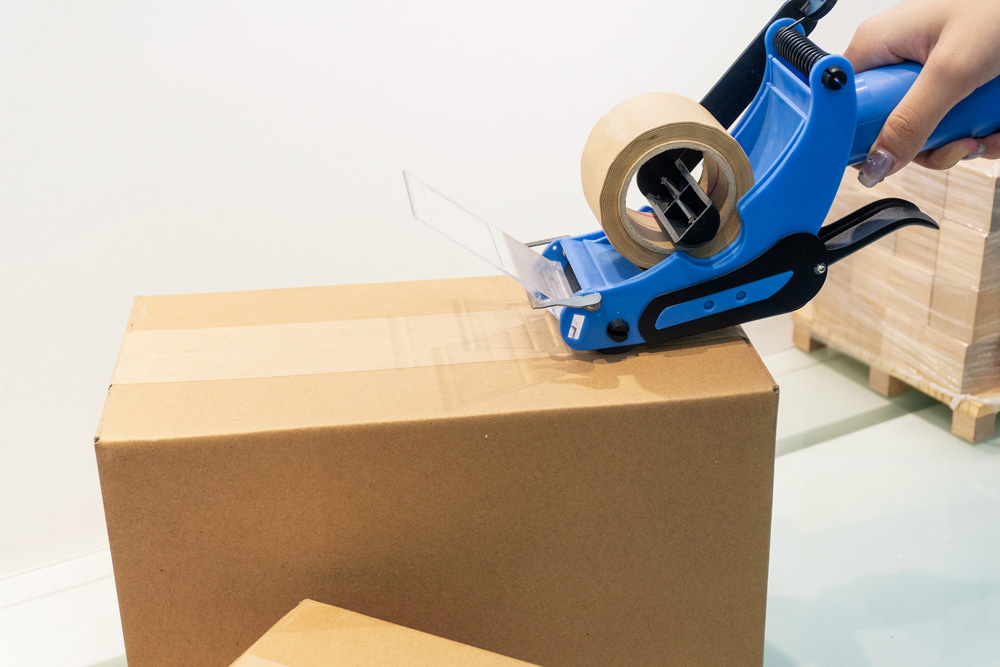 Revolusi Pembungkusan Hijau: Kenali TapeZ Dispenser Pita Kertas Bergum Genggam