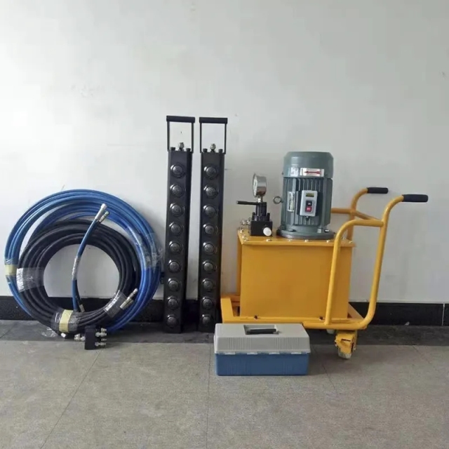 Hydraulic piston Rock Splitter